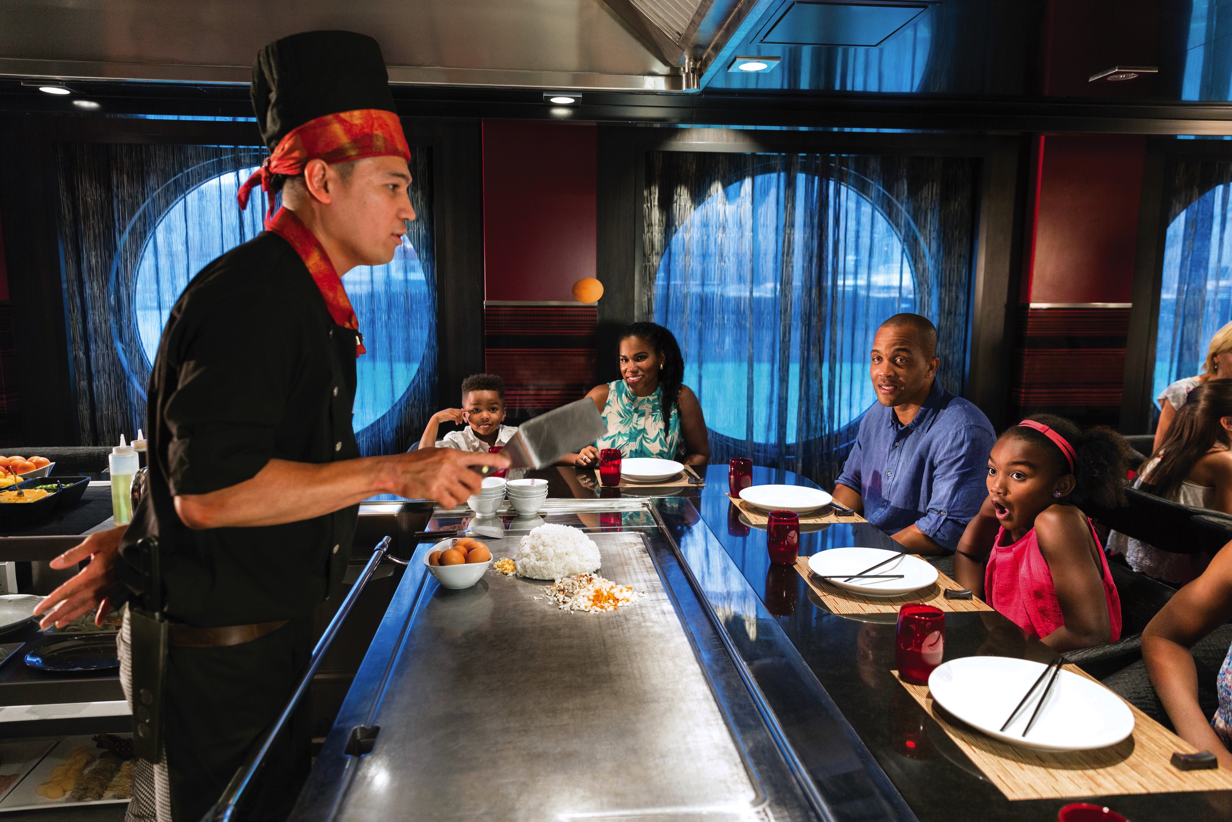 Harmony of the Seas - Izumi Hibachi & Sushi